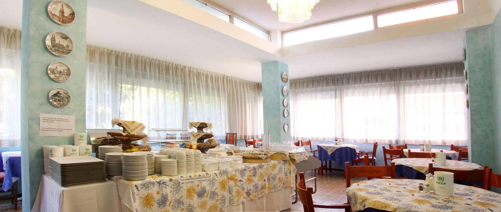 Hotel Tilly Cesenatico Extérieur photo